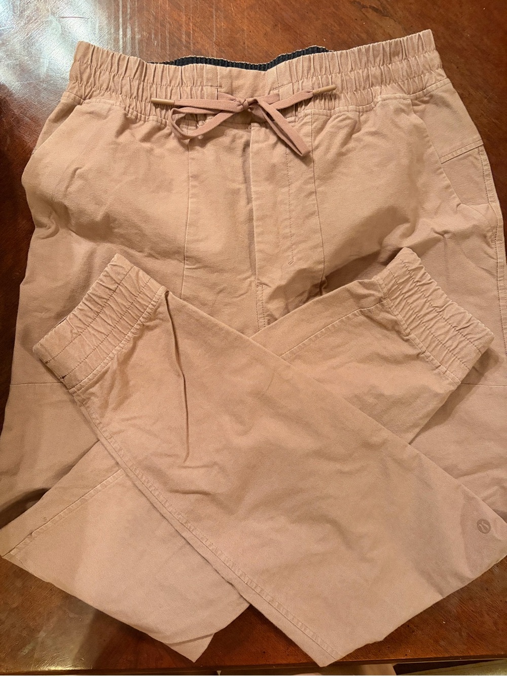 lululemon athletica Men's Drawstring Joggers in Light pink